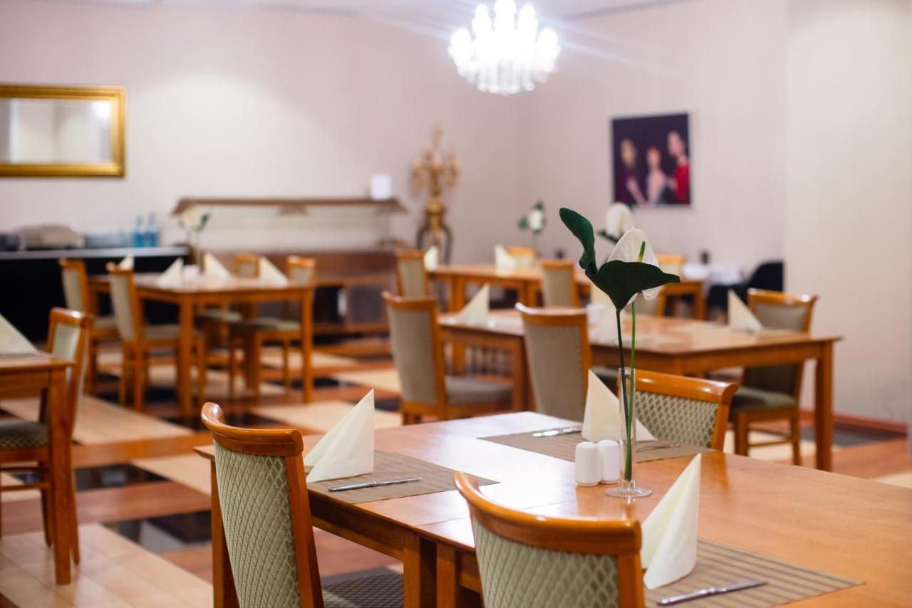 Ross Hotel Στουτγκάρδη Εξωτερικό φωτογραφία